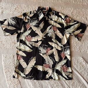 Harley Davidson Men’s button up Hawaiian floral shirt top size medium 100 % silk